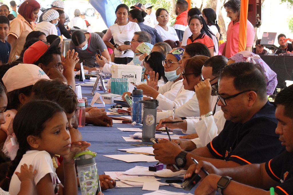 Jornada integral de salud en Lomas de Rafael Urdaneta - Agencia Carabobeña de Noticias
