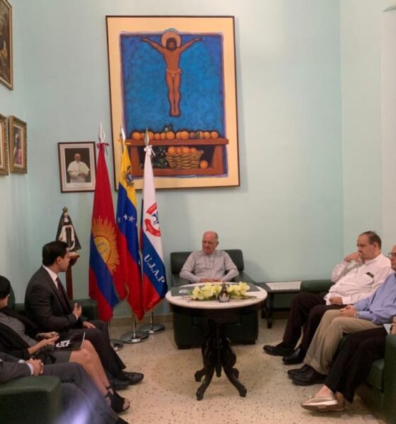 UJAP y Arquidiócesis de Valencia suscribieron convenio - Agencia Carabobeña de Noticias