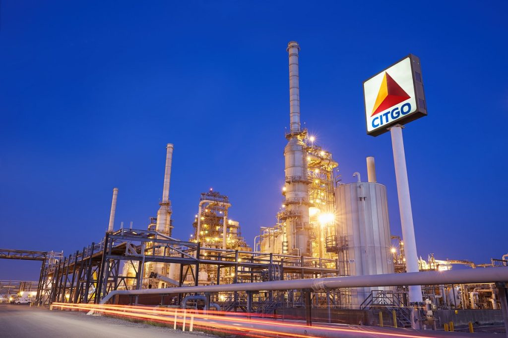 presentó una oferta en efectivo por la cantidad de US$8.000 millones por la matriz de la refinería estadounidense de propiedad venezolana Citgo Petroleum,