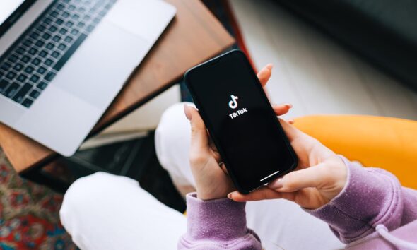 Alerta en TikTok: Rescatan a una quinceañera y desarticulan red de trata que usaba la plataforma para captar menores de edad -Agencia Carabobeña de Noticias – ACN – Sucesos