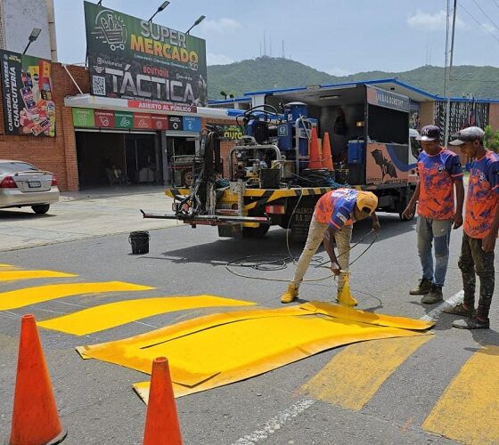 avanzan las labores de asfaltado -Agencia Carabobeña de Noticias – ACN – Carabobo