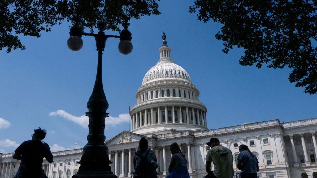 Aprueban proyecto de Trump - Agencia Carabobeña de Noticias