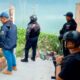 Las investigaciones realizadas por las autoridades detectivescas y la Fiscalía Superior en Aragua revelaron que González fue quien, la noche del domingo 22 de junio, abrió un boquete donde residía Sarmiento. Su objetivo, según las pesquisas, era asesinarlo a sangre fría, un acto que ocurrió mientras la víctima realizaba una transmisión en vivo vía Tik Tok.