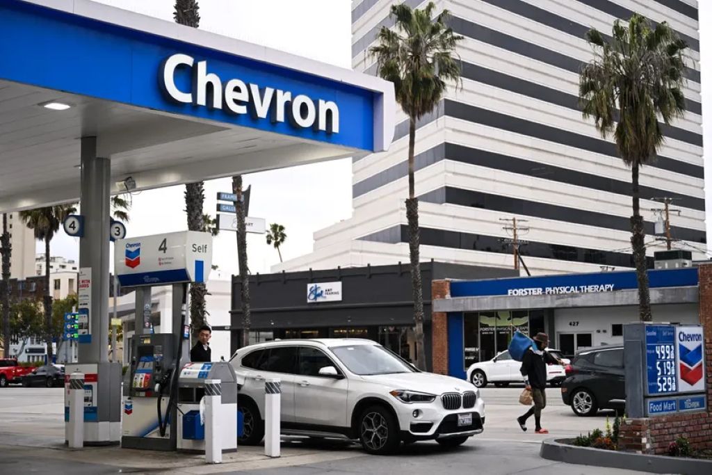 Chevron pagará con petróleo - Agencia Carabobeña de Noticias