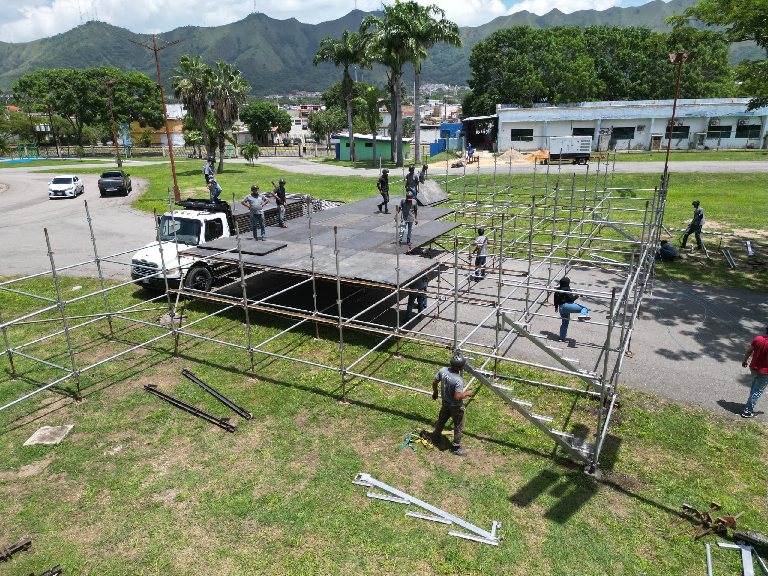Concierto en el Parque prepara tarima y sonido - Agencia Carabobeña de Noticias