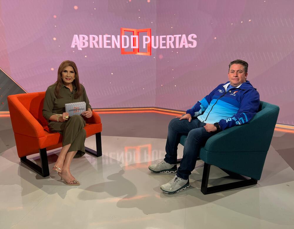 Duque Abriendo Puertas