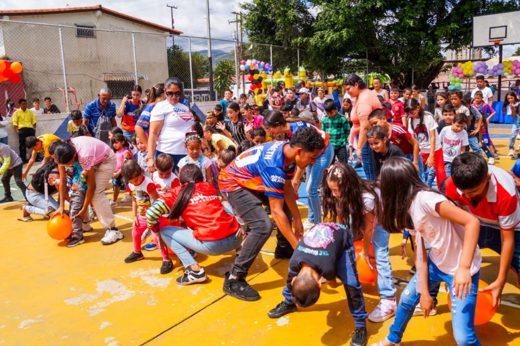 Elizabeth Niño festejó Día del Niño - Agencia Carabobeña de Noticias