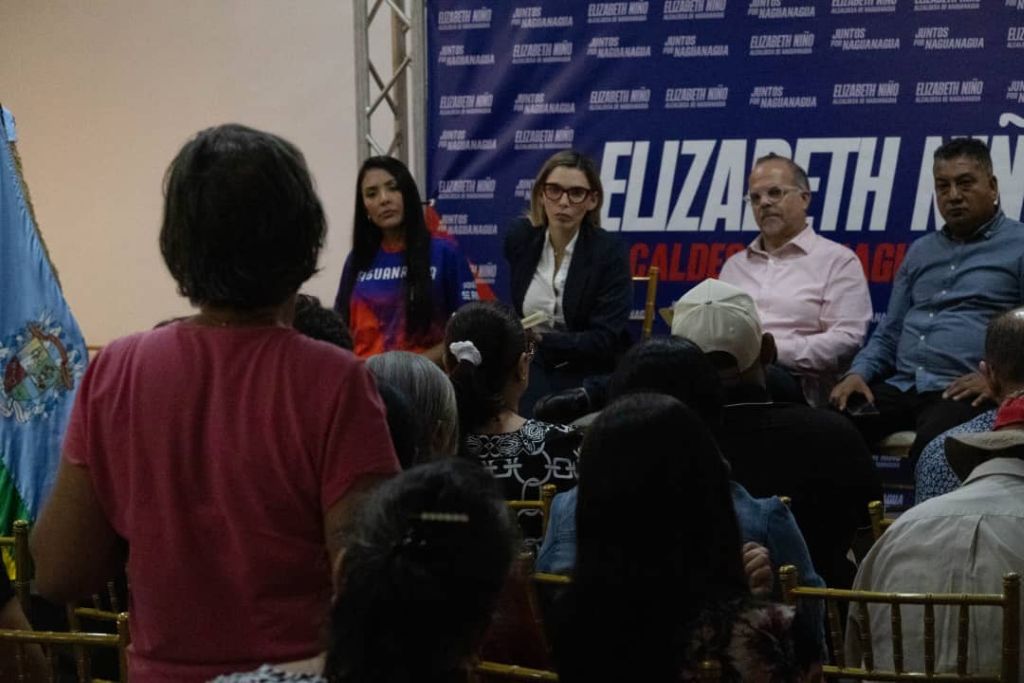 Elizabeth Niño lideró encuentro con condominios - Agencia Carabobeña de Noticias