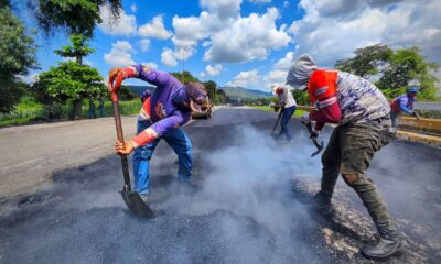 Gobierno de Carabobo aplica más de 400 toneladas de asfalto - Agencia Carabobeña de Noticias