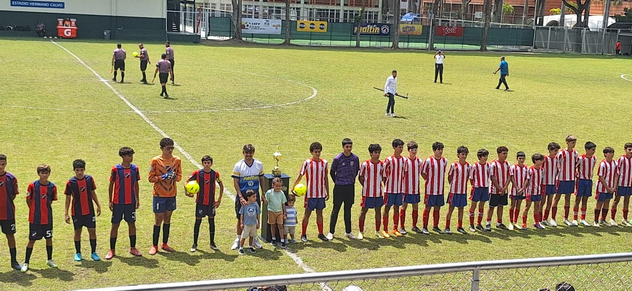 Jon Aramburu colegio