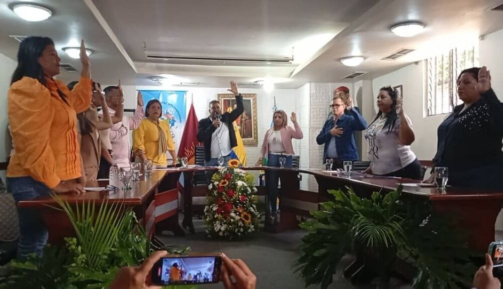 Juramentan directiva de Cámara Municipal de Naguanagua - Agencia Carabobeña de Noticias
