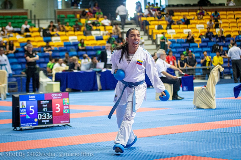 Karateca Katherine Loyo