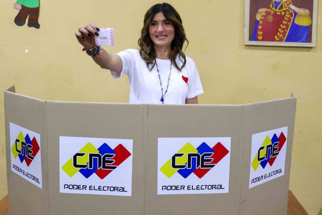 Lacava ejerció su derecho al voto - Agencia Carabobeña de Noticias