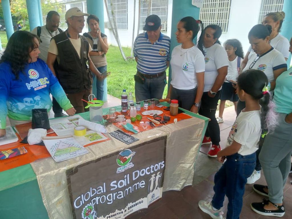 Lorenzo Remedios brindó apoyo al taller - Agencia Carabobeña de Noticias