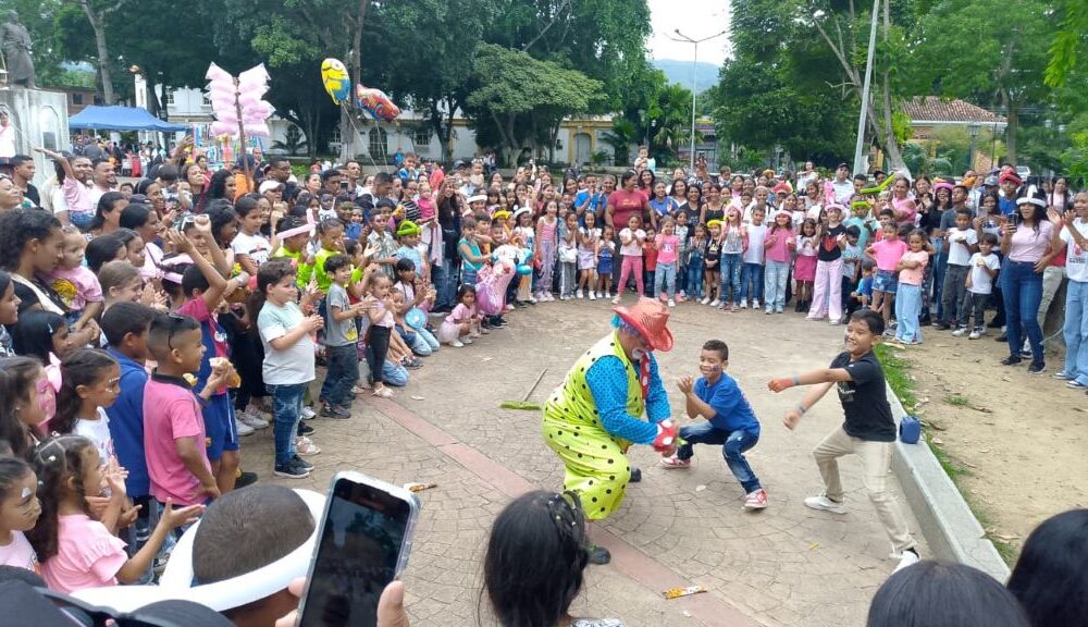Lorenzo Remedos celebró Día del Niño - Agencia Carabobeña de Noticias