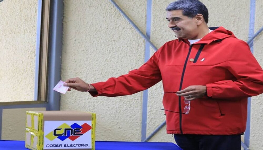 Maduro votó - Agencia Carabobeña de Noticias