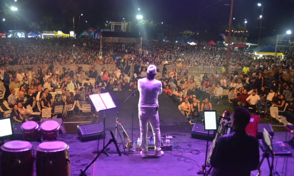 Más de 8 mil 900 personas asistieron al Concierto en el Parque - Agencia Carabobeña de Noticias