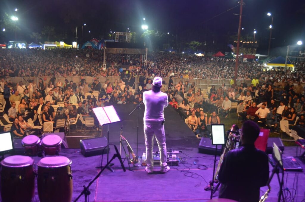 Más de 8 mil 900 personas asistieron al Concierto en el Parque - Agencia Carabobeña de Noticias