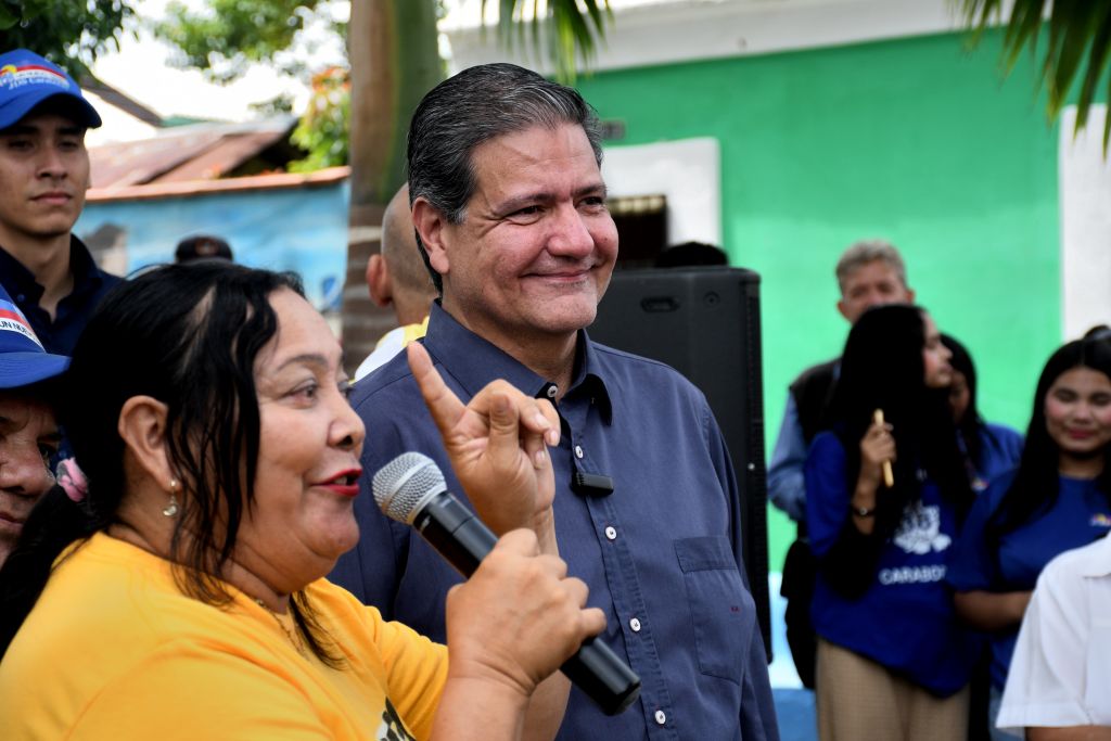 Mujeres respalda a Armando Amengual - Agencia Carabobeña de Noticias
