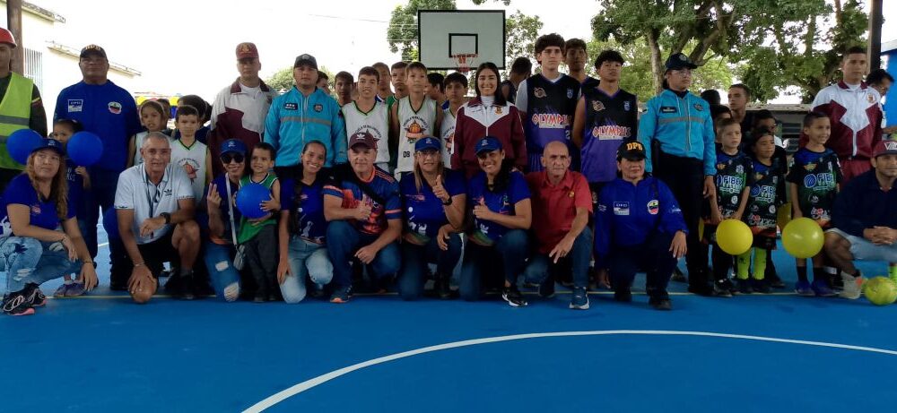 Reinaugurada cancha del colegio Miguel Marín - Agencia Carabobeña de Noticias