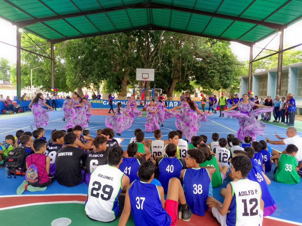 Reinaugurada cancha del colegio Miguel Marín - Agencia Carabobeña de Noticias