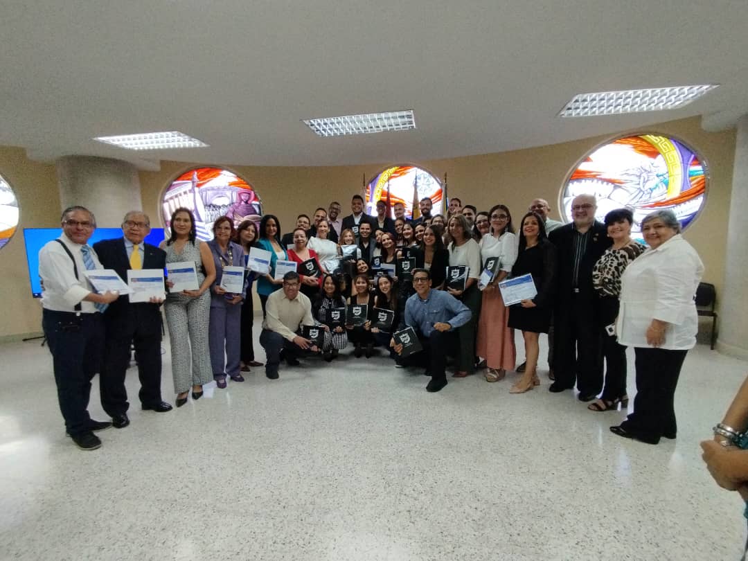 UJAP reconoció trayectoria de destacados periodistas carabobeños - Agencia Carabobeña de Noticias