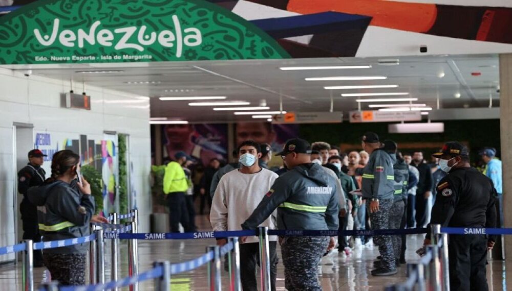Venezuela recibe a 204 repatriados - Agencia Carabobeña de Noticias
