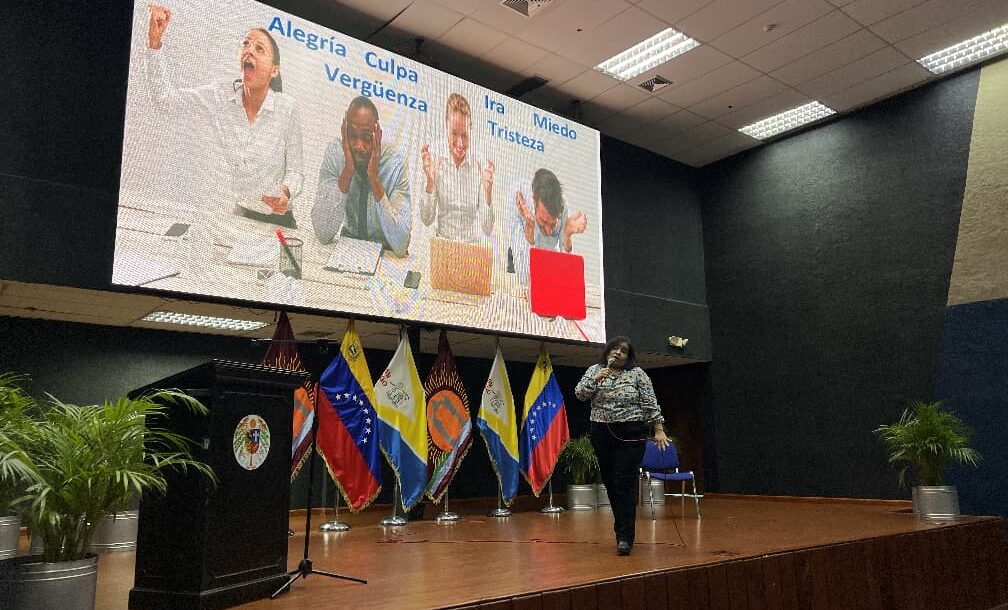 Alcaldía de San Diego ofreció a vecinos conversatorio - Agencia Carabobeña de Noticias