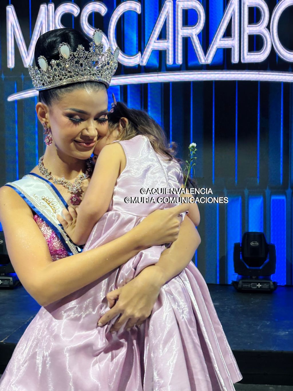 Auri López coronada Miss Carabobo - Agencia Carabobeña de Noticias