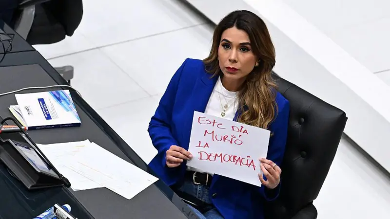 Congreso reforma constitución de El Salvador - Agencia Carabobeña de Noticias
