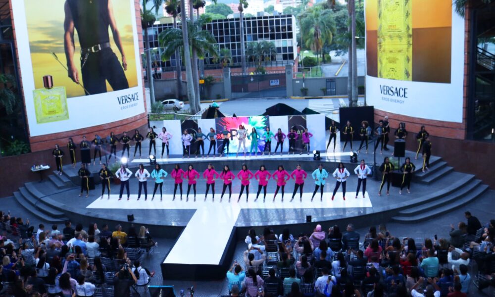 Desfile Class-715 - Agencia Carabobeña de Noticias