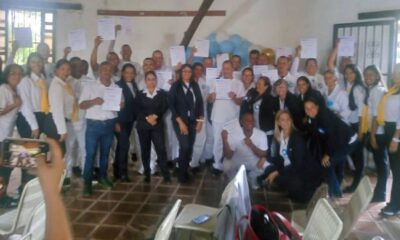 Entregan certificados a camilleros - Agencia Carabobeña de Noticias