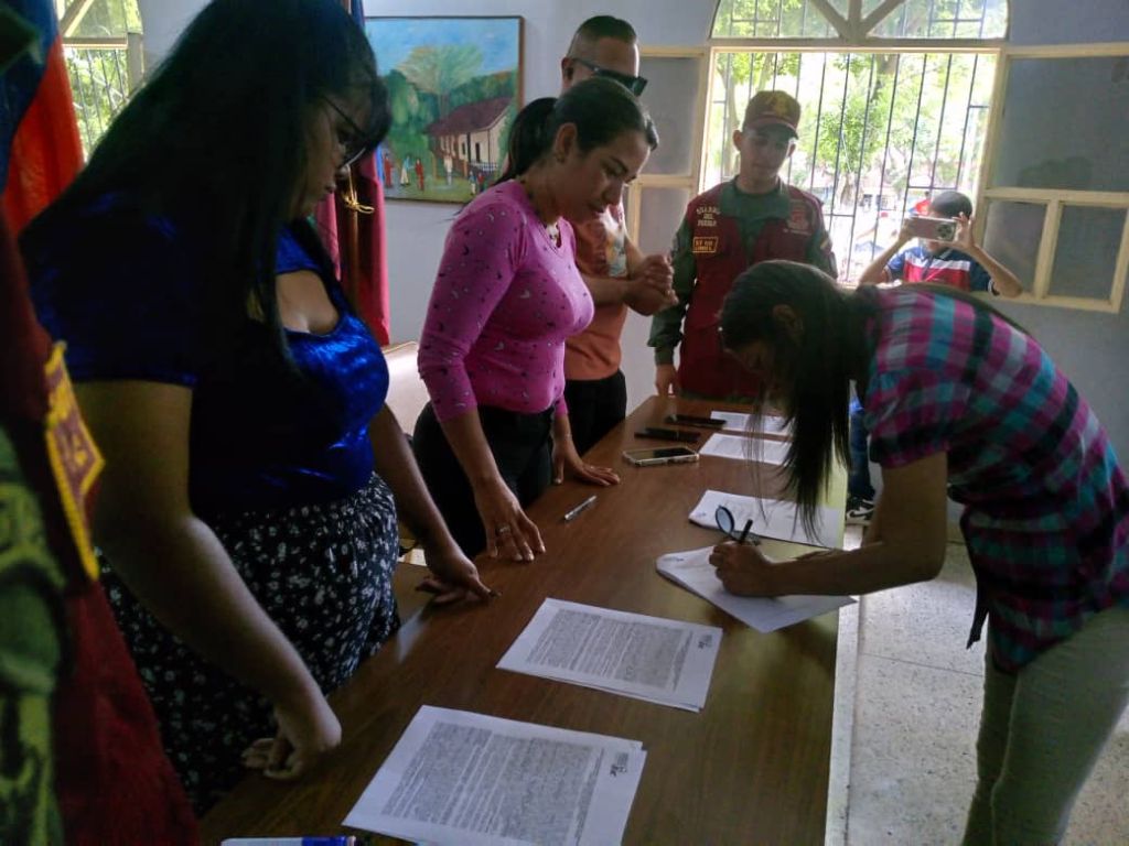 Firman acta convenio de la primera consulta nacional - Agencia Carabobeña de Noticias