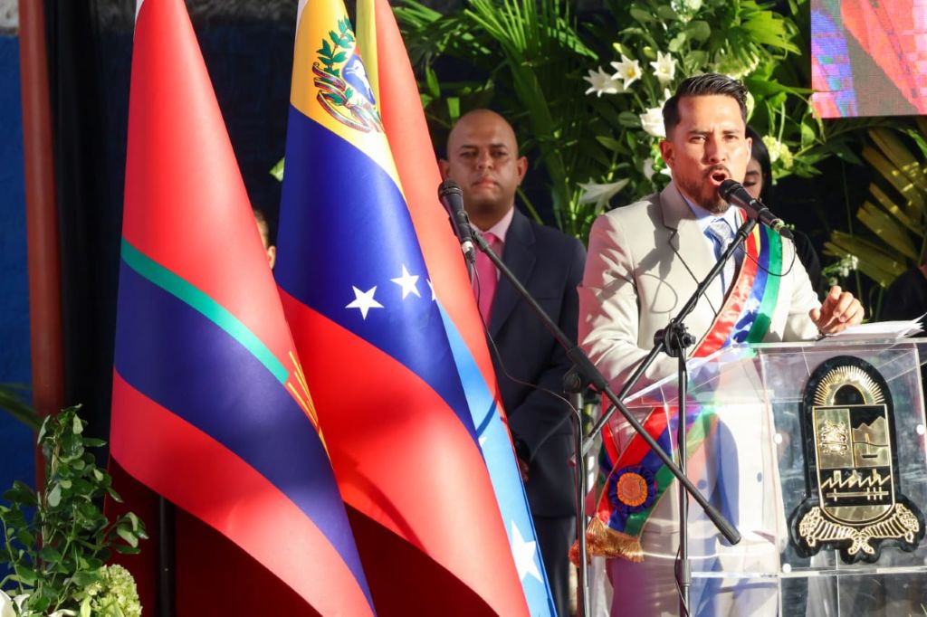 Johan Castañeda juramentado alcalde - Agencia Carabobeña de Noticias