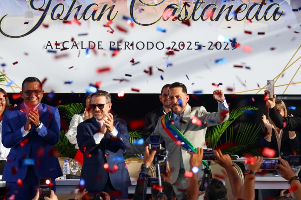 Johan Castañeda juramentado alcalde - Agencia Carabobeña de Noticias