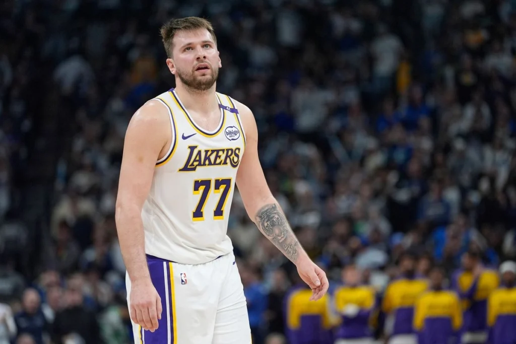 Luka Doncic extiende contrato con Lakers - Agencia Carabobeña de Noticias