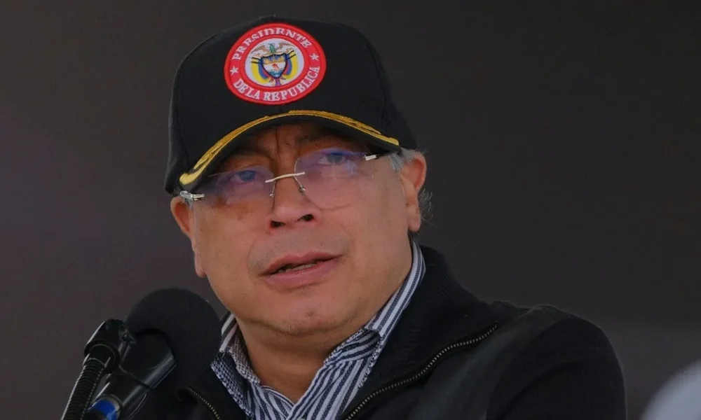 Petro rechazó posible intervención militar - Agencia Carabobeña de Noticias