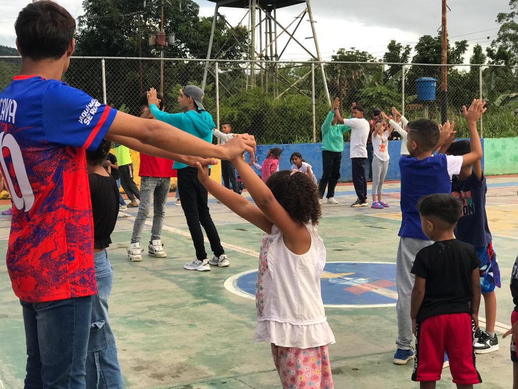 Reinaugurada cancha en Bejuma - Agencia Carabobeña de Noticias