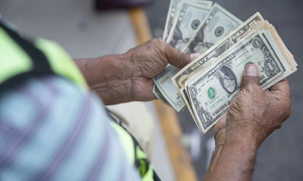 Precio del dólar del 4 de agosto - Agencia Carabobeña de Noticias