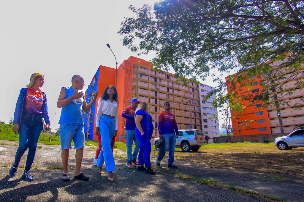 Rehabilitados Bloques de Colinas de Mara - Agencia Carabobeña de Noticias