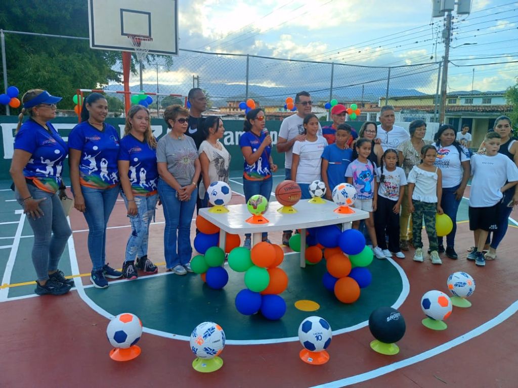Reinaugurada cancha en Bejuma - Agencia Carabobeña de Noticias
