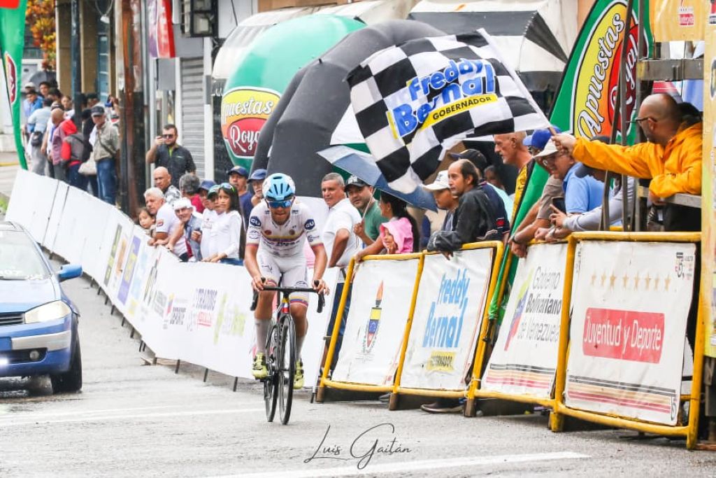 Rikeyberth Alvarado campeón - Agencia Carabobeña de Noticias