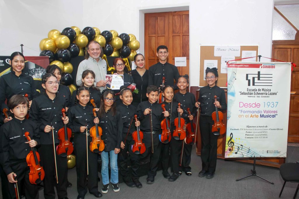 Talento carabobeño brilló en cierre académico - Agencia Carabobeña de Noticias