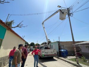 electrificación del barrio Los Cerritos
