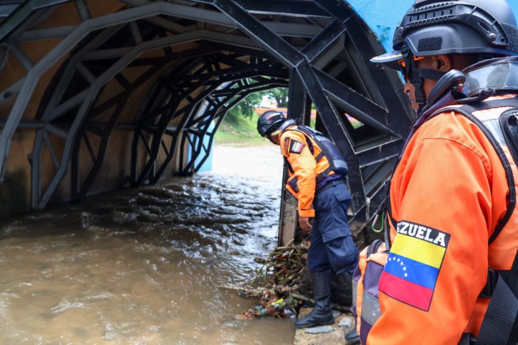 Carabobo vigilante tras paso de onda tropical 35 - Agencia Carabobeña de Noticias