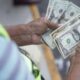 Devaluación se acentúa - Agencia Carabobeña de Noticias