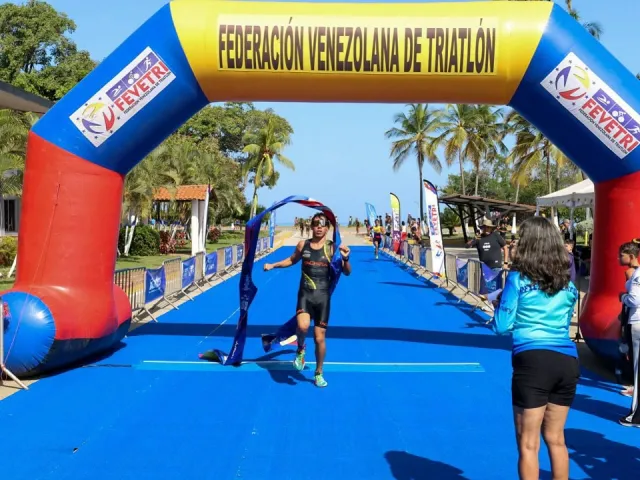 I Válida Nacional de Triatlón Sprint - Agencia Carabobeña de Noticias
