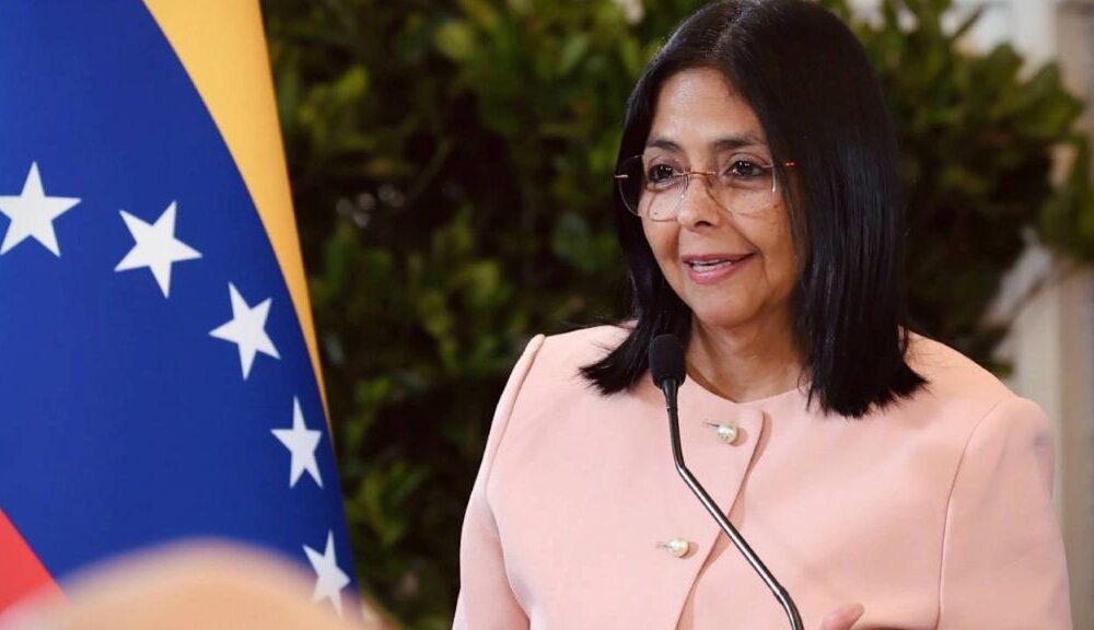 Maduro firmó un decreto de conmoción exterior - Agencia Carabobeña de Noticias