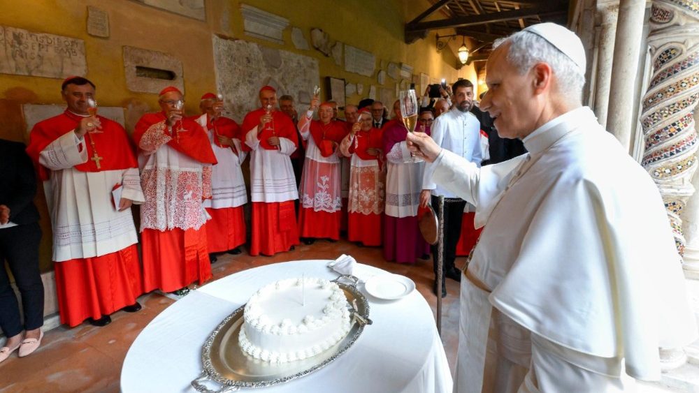 Papa León cumpleaños