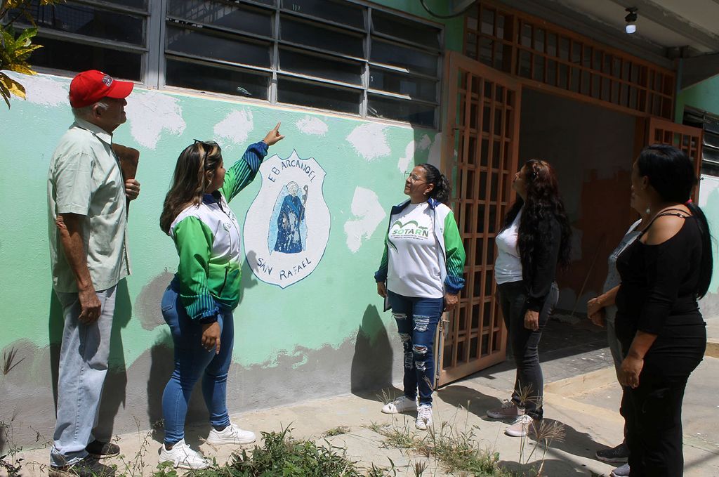Trabajos de remodelación en E.B.E Arcángel San Rafael - Agencia Carabobeña de Noticias